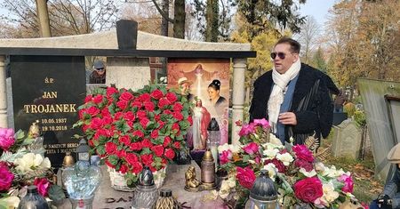 Tak Romowie obchodzą 1 listopada. "Niektórzy śmieją się, ale to nasza tradycja"