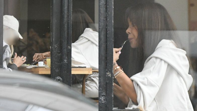 Natalia Siwiec stroi miny podczas spotkania z przyjaciółką