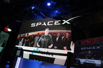 Historyczny dzień Muska. Został bilionerem. Tak wzrosło SpaceX