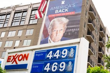 Trump mówi o 48 godzinach. Oto co się dzieje z cenami ropy
