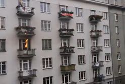 Marsz Niepodległości. Pożar w mieszkaniu. Straż Pożarna: "Ktoś wrzucił racę"