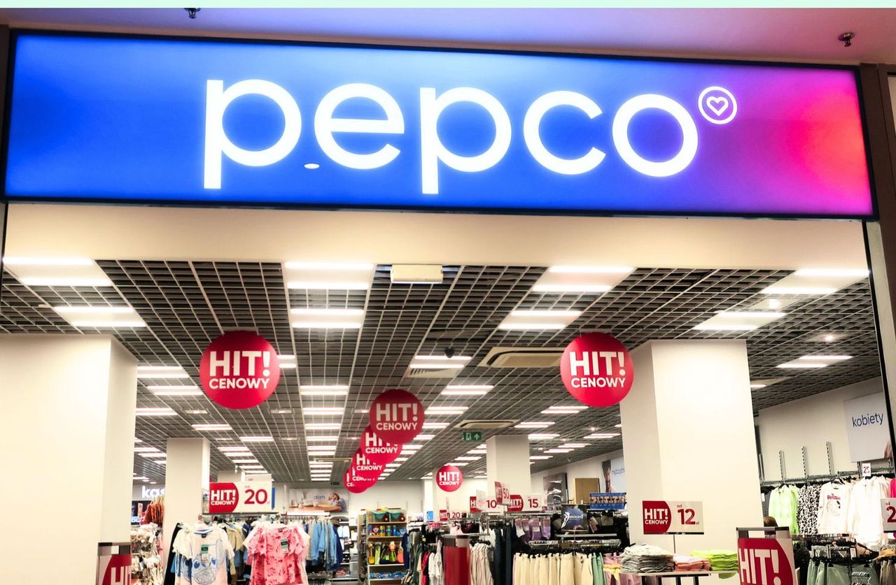 Nowe Hity Tygodnia w Pepco. Kurtka zimowa za 90 zł, botki za 45 zł
