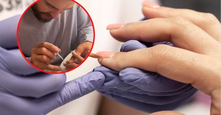 Zaczął sam robić manicure swojej dziewczynie. Nagranie stało się hitem