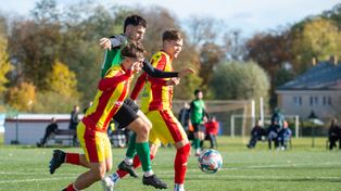 Pogoń Staszów - Korona III Kielce 1:3 w meczu Keeza 4. Ligi
