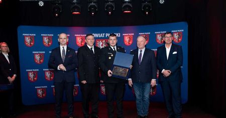 Podsumowanie działań po nawałnicy w Powiecie Płockim. Wdzięczność dla służb i darczyńców