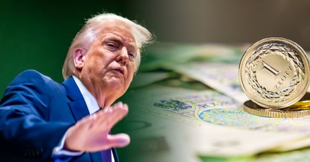 Złoty umacnia się wobec dolara i euro. "Odreagowanie na rynkach"
