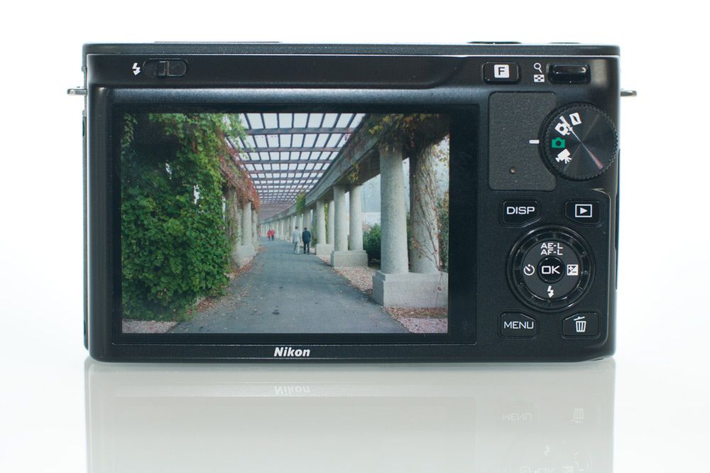 Nikon 1 J1 - solidnie, ale bez rewolucji [test] 5