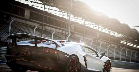 Milan Supercars Avanti Rosso, czyli nowe szaty Aventadora