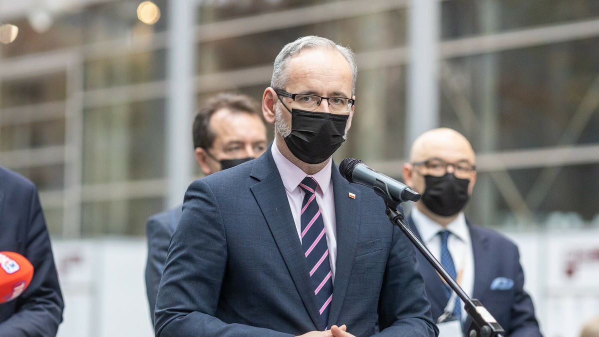 Większość Polaków popiera obostrzenia, w tym lokalne lockdowny - pisze "Rz" 