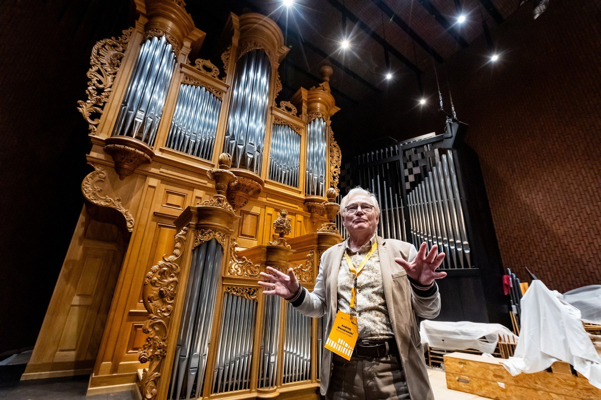 W sali organowej będą znajdowały się trzy instrumenty.