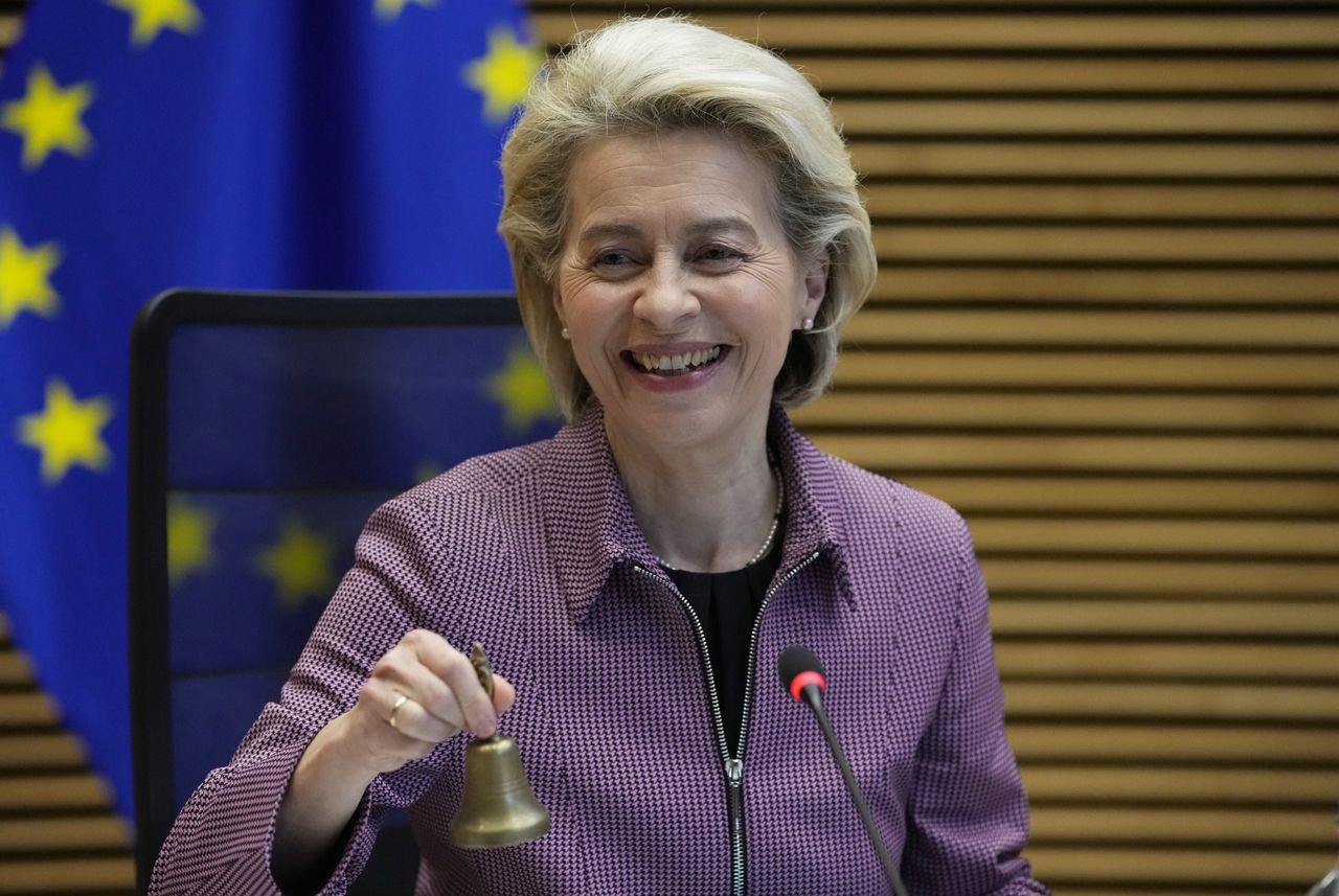 Komisja Europejska złożyła kilka pomysłów dodatkowych źródeł finansowania budżetu UE. Na zdjęciu szefowa KE Ursula von der Leyen 