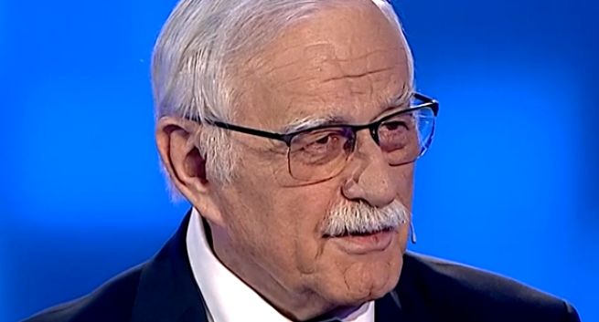 Członek KRRiT chce ukarania TV Republika. Za słowa Jana Pietrzaka o imigrantach