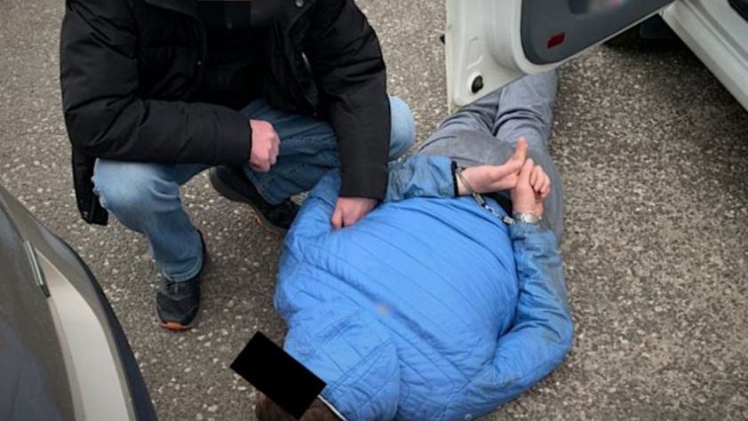 Członek łódzkiej "ośmiornicy" w rękach CBŚP. Mężczyzna podejrzany jest o usiłowanie zabójstwa, napady i rozboje