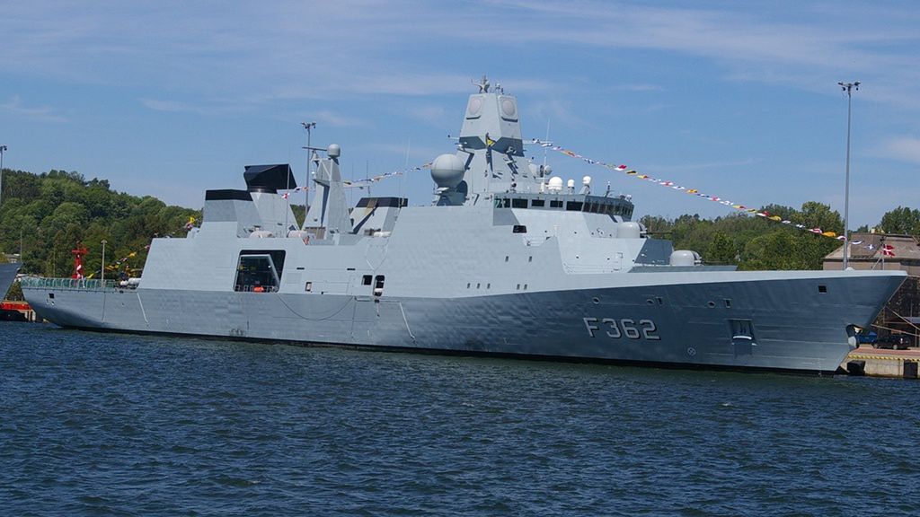 Duńska fregata Peter Willemoes typu Iver Huitfeldt.
