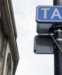Warszawa. Protest związkowców MPT. Okleją samochody