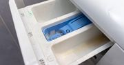 Włóż do szuflady pralki. Po pół godziny będzie jak nowa