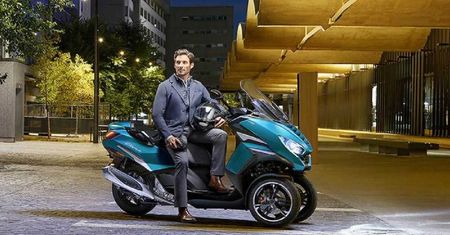 Peugeot odświeża swój trójkołowy skuter Metropolis 400