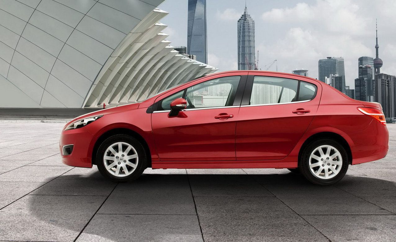 Peugeot 308 Sedan