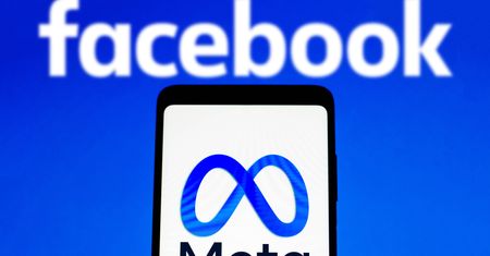 Były moderator Facebooka idzie do sądu. Oskarża koncern Meta o niebezpieczne i poniżające warunki pracy