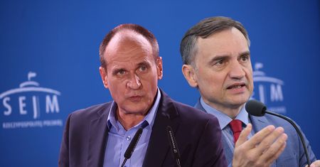 Kukiz bezlitosny dla rządu. "Są fujarami"