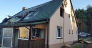 Pożar samochodu i dachu w domu jednorodzinnym w Kielcach