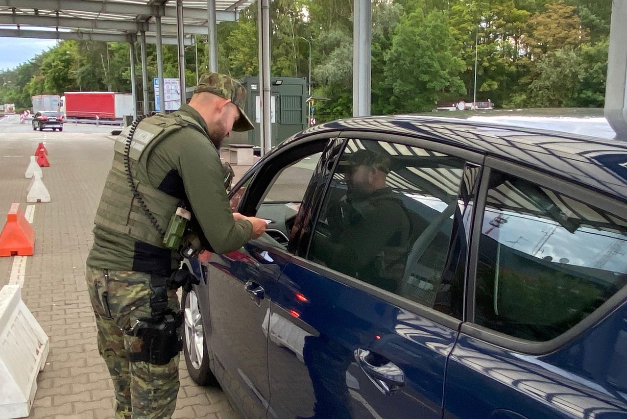 Polska przedłuża kontrole na granicach z Niemcami i Litwą. Rząd zapowiada dalsze działania we wrześniu