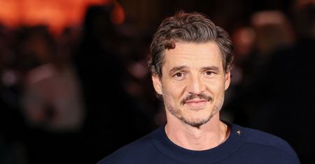 Chanel zyskuje męską twarz. Pedro Pascal ogłoszony nowym ambasadorem marki