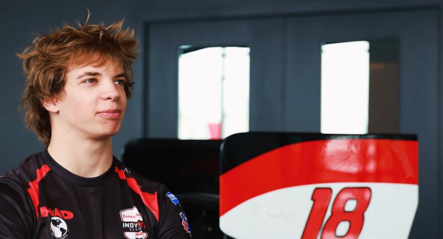 Wyścigi "nowego Kubicy" w polskiej telewizji. Kiedy i gdzie oglądać?