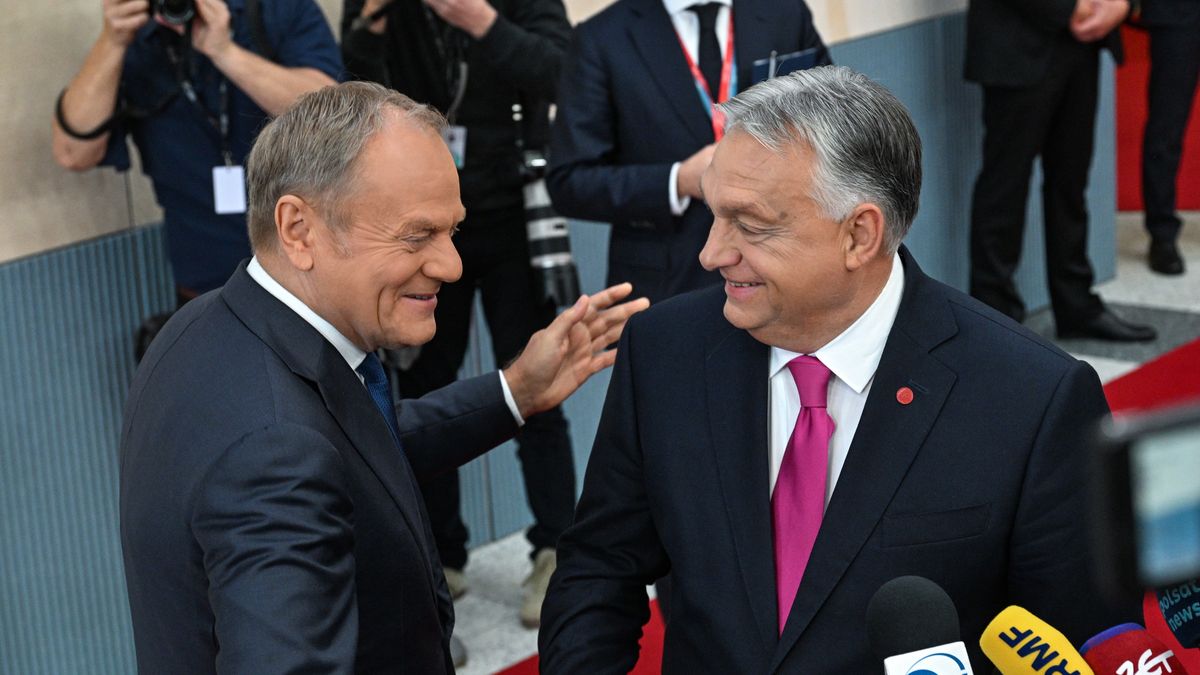 Donald Tusk, pochwalił Viktora Orbana

