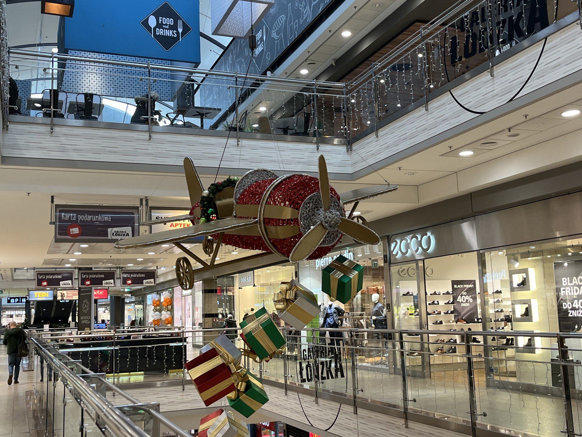 Galerie handlowe w Łodzi - przegląd wystroju