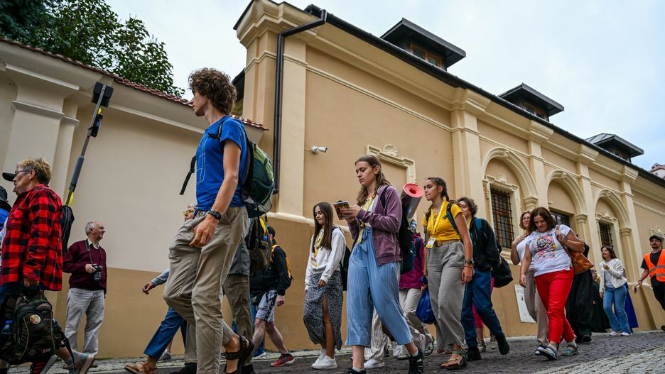 uczestnicy pielgrzymki
Darek Delmanowicz
44 44., archidiecezja, archidiecezjalnej, jasna g�r�, p�tnicy, p�tnik, pielgrzymi, pielgrzymka, pieszej