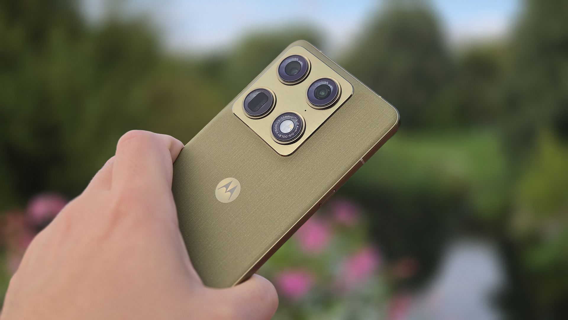 Smukłość bez fotograficznych kompromisów? Motorola Signature ma wszystko, czego potrzebujesz