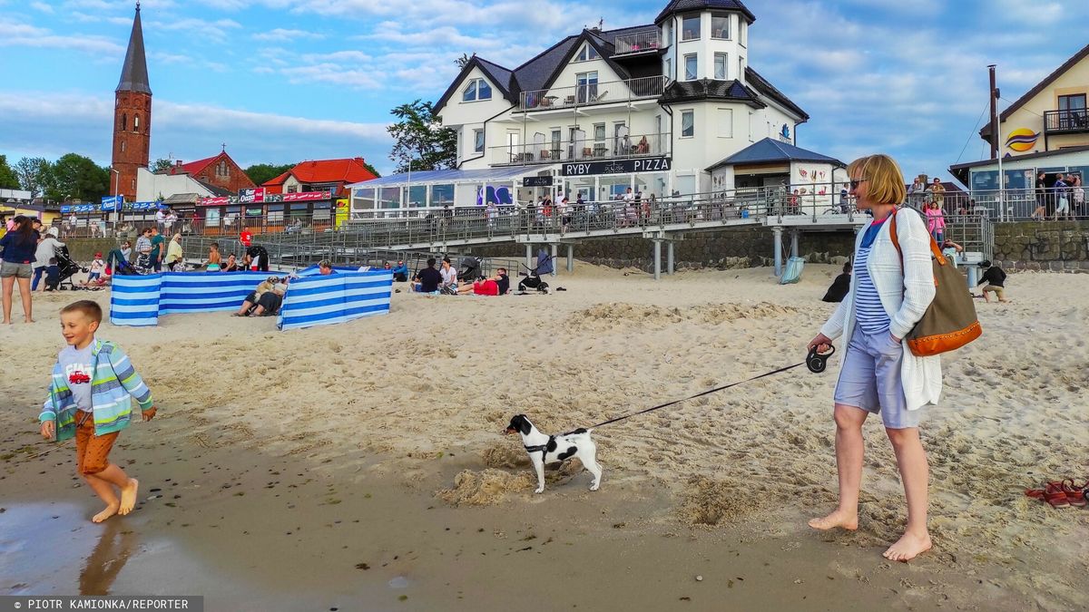 Wyjazdy wakacyjne formą luksusu. Ekspert o problemach branży turystycznej