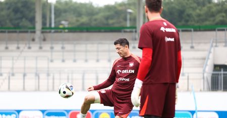 "Powrót gwiazdy w samą porę". Niemcy o szansach Polaków w meczu