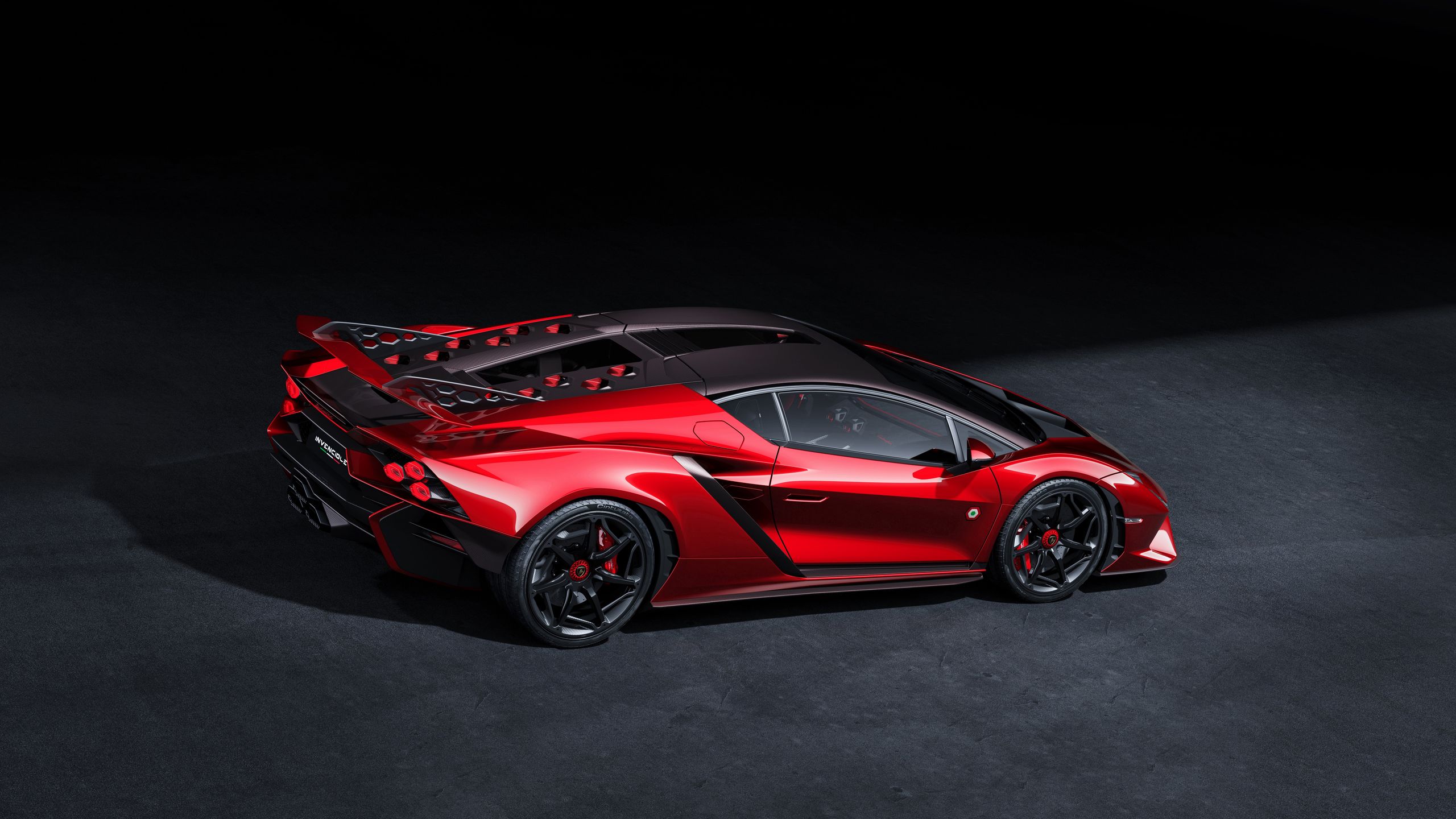 Lamborghini Autentica i Invencible