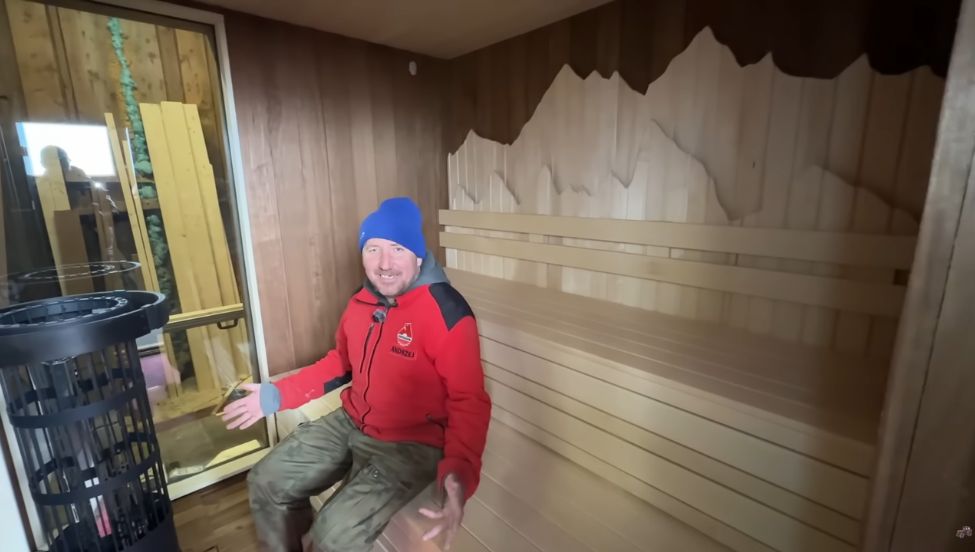 Andrzej z Plutycz z "Rolnicy. Podlasie" robi remont