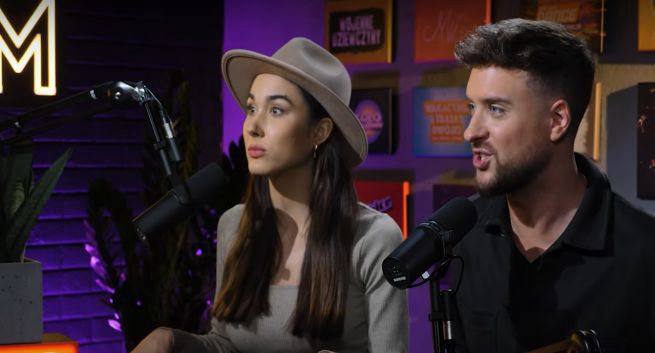 TVP uruchomiła podcasty. Prowadzącymi Ida Nowakowska i Aleksander Sikora