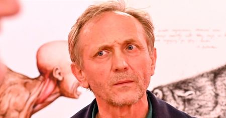 Andrzej Chyra grzmi nad aktorskimi emeryturami: "Dlaczego nie dostajemy jej tak jak księża?"