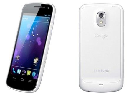 Biały Galaxy Nexus | fot. engadget.com