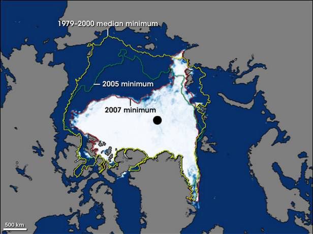 Mapa, pokazująca zmniejszający się zasięg pokrywy lodowej (Fot. Wikimedia Commons)