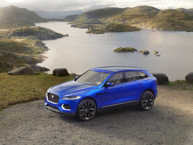 Jaguar C-X17 Concept w studiu i plenerze [galeria]