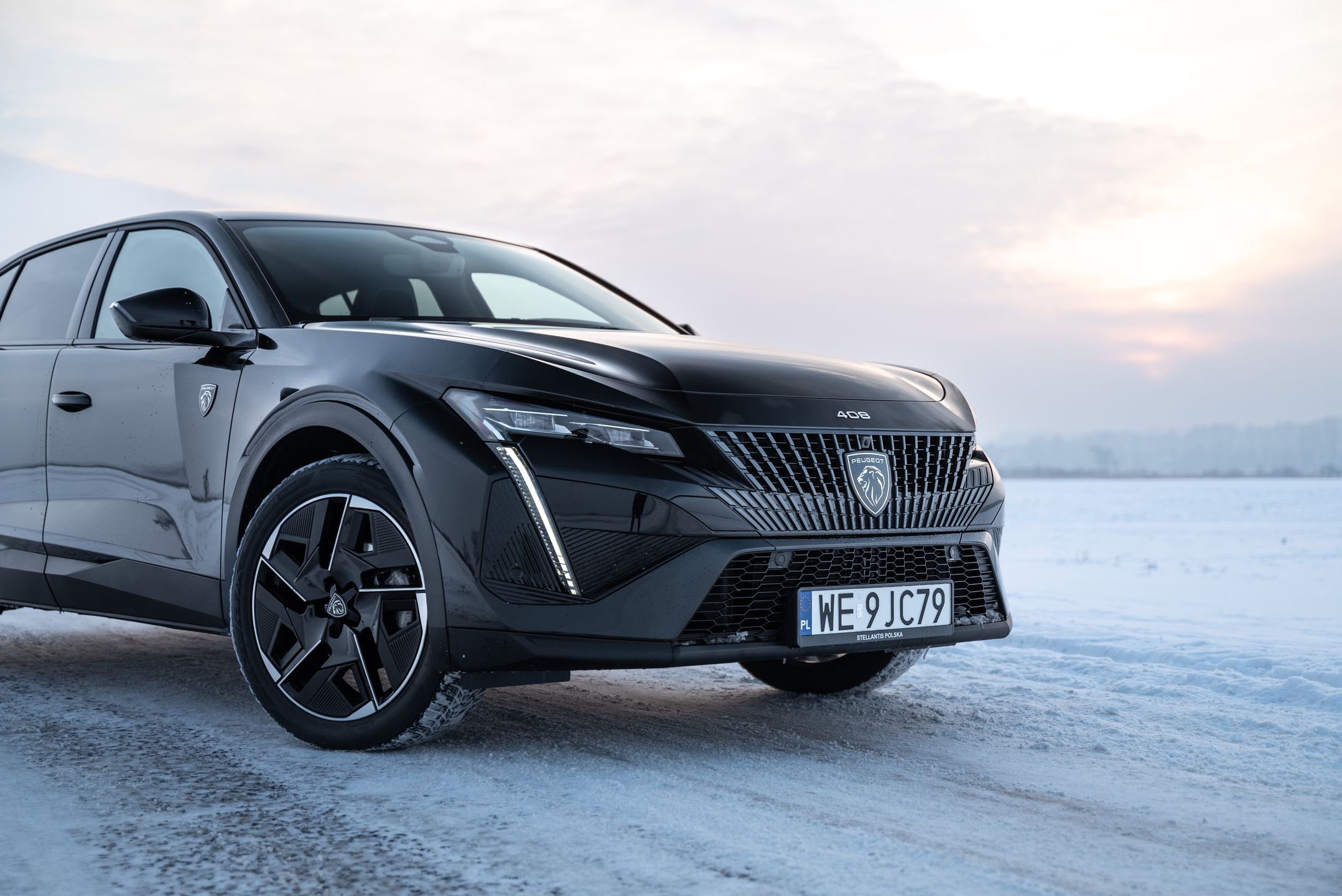 Peugeot 408 Hybrid 145