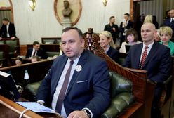 Radni PiS przeszli do opozycji. "Podobno zostali oszukani"