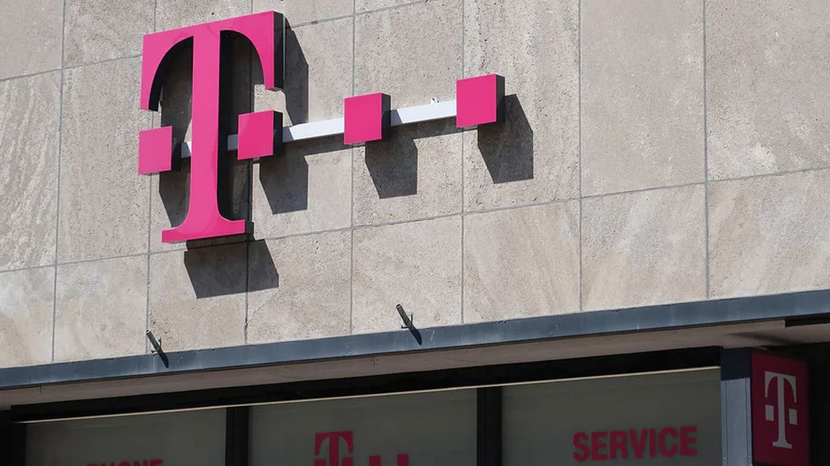 T-Mobile będzie zwalniać niezaszczepionych pracowników 