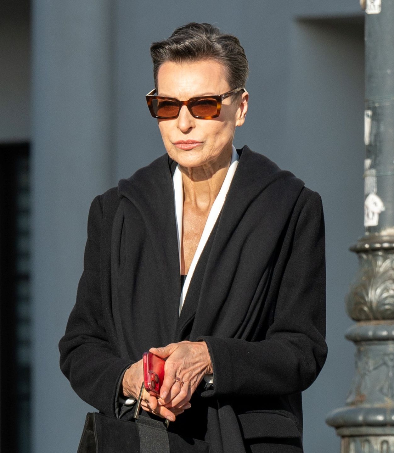 Danuta Stenka sfotografowana na mieście