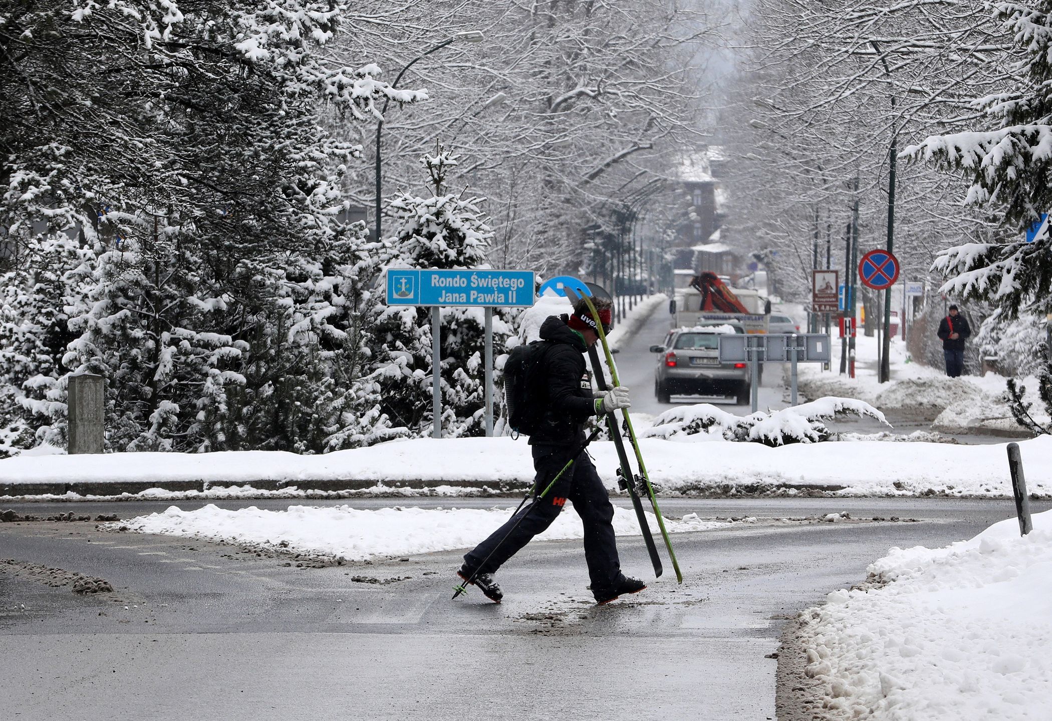 Pogoda na weekend. Możliwe kolejne opady śniegu