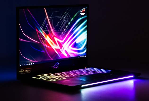 Asusa ROG Strix Scar II GL704