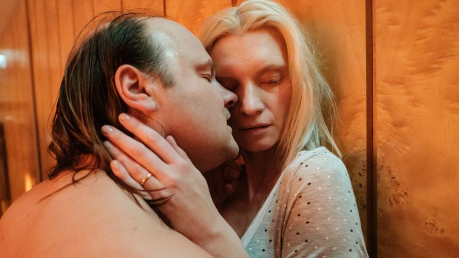 Agata Buzek i Sebastian Stankiewicz w filmie "Erotica 2022".