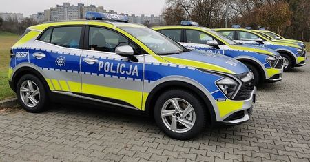 Nowe radiowozy dla policji. Wydano na nie 2,5 mln zł