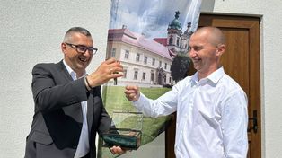 Kłębanowice: Piłkarze Zrywu Kłębanowice odebrali klucze do szatni